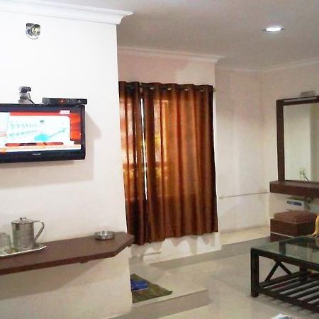 Vaishnavi Group Of Hotels Haiderabad Buitenkant foto