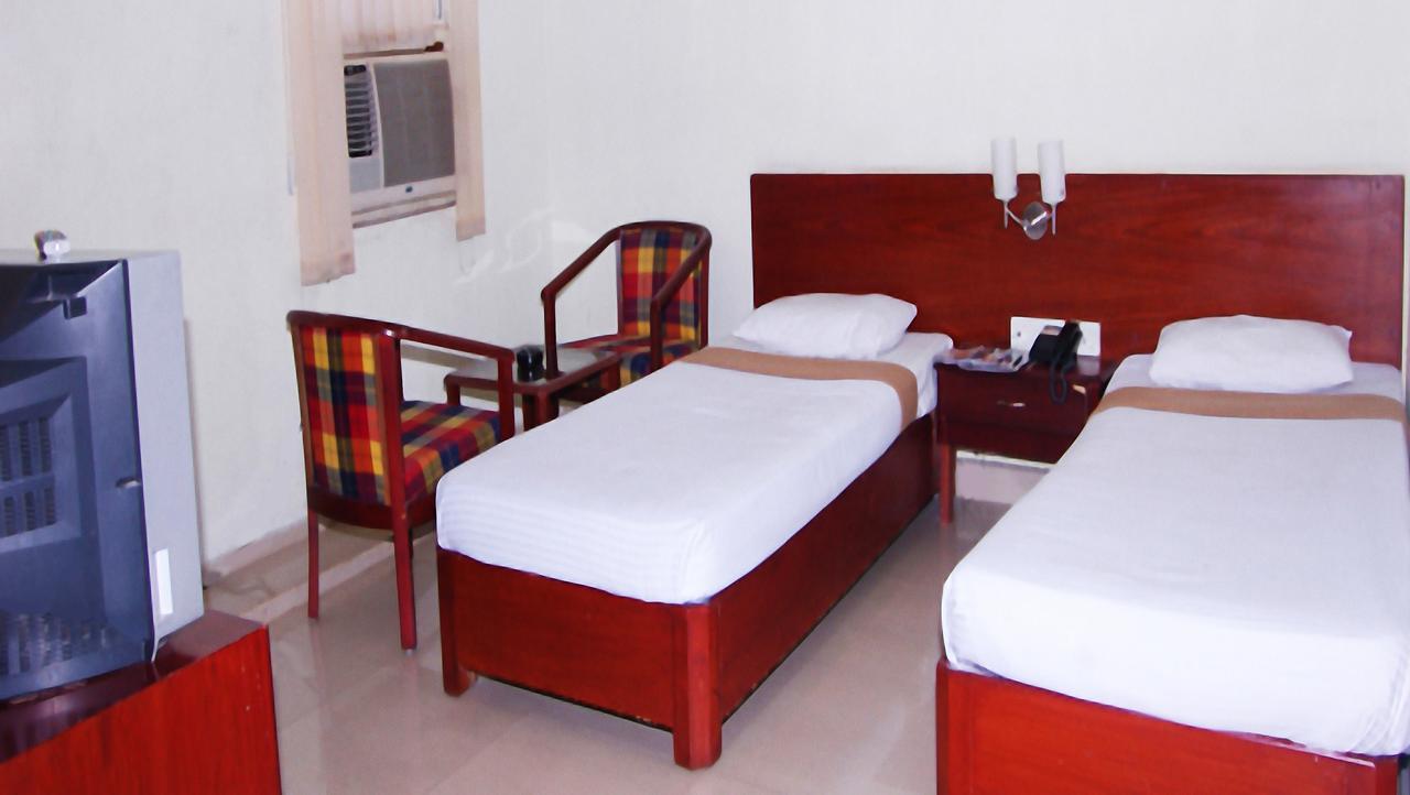Vaishnavi Group Of Hotels Haiderabad Buitenkant foto